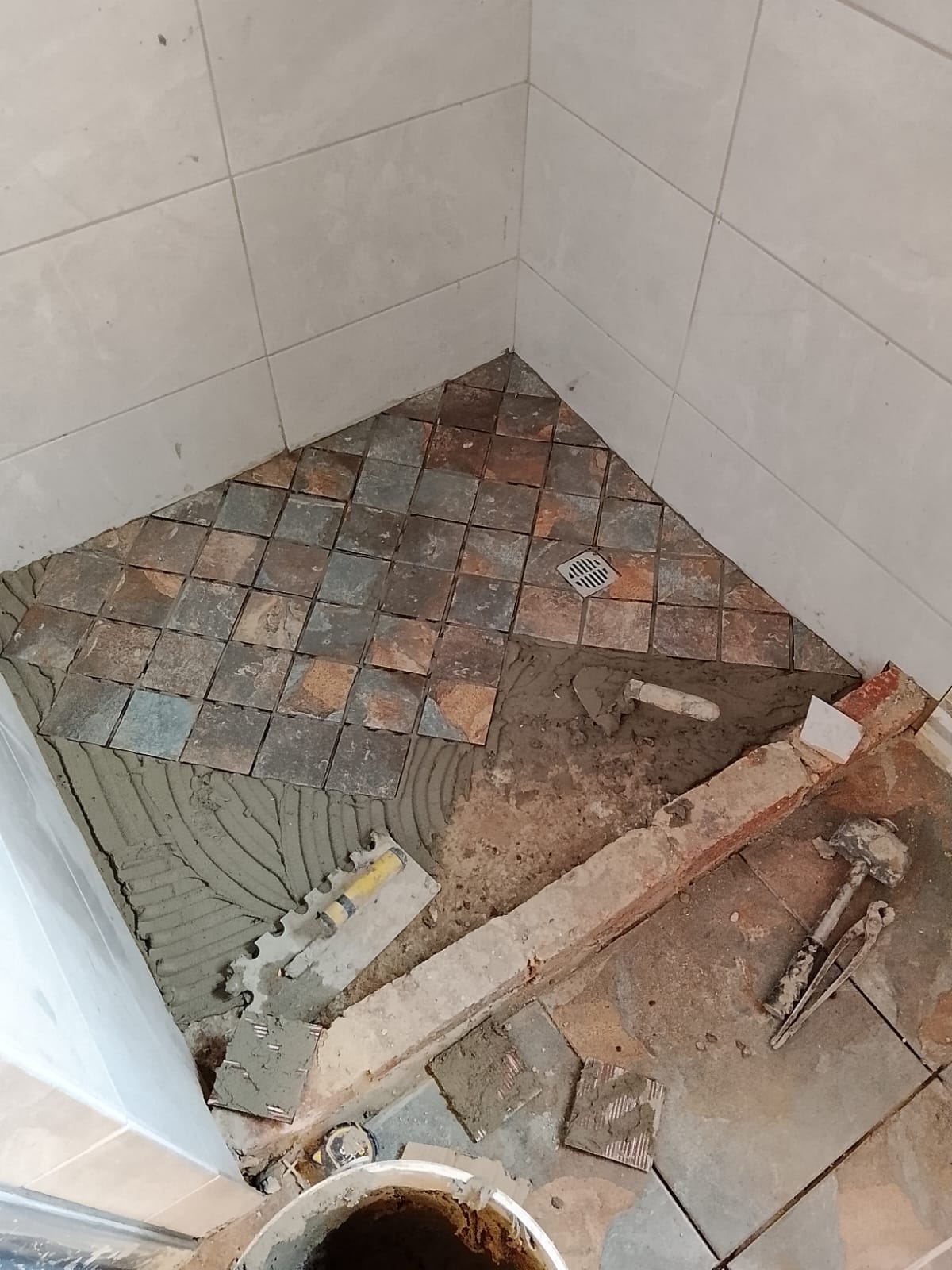 Before: Tiling, floor and walls