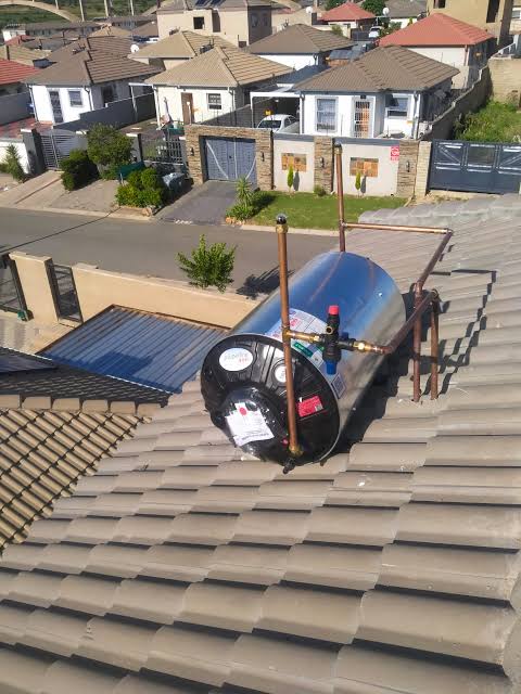 Kwikot geyser installed in a Gauteng roof space